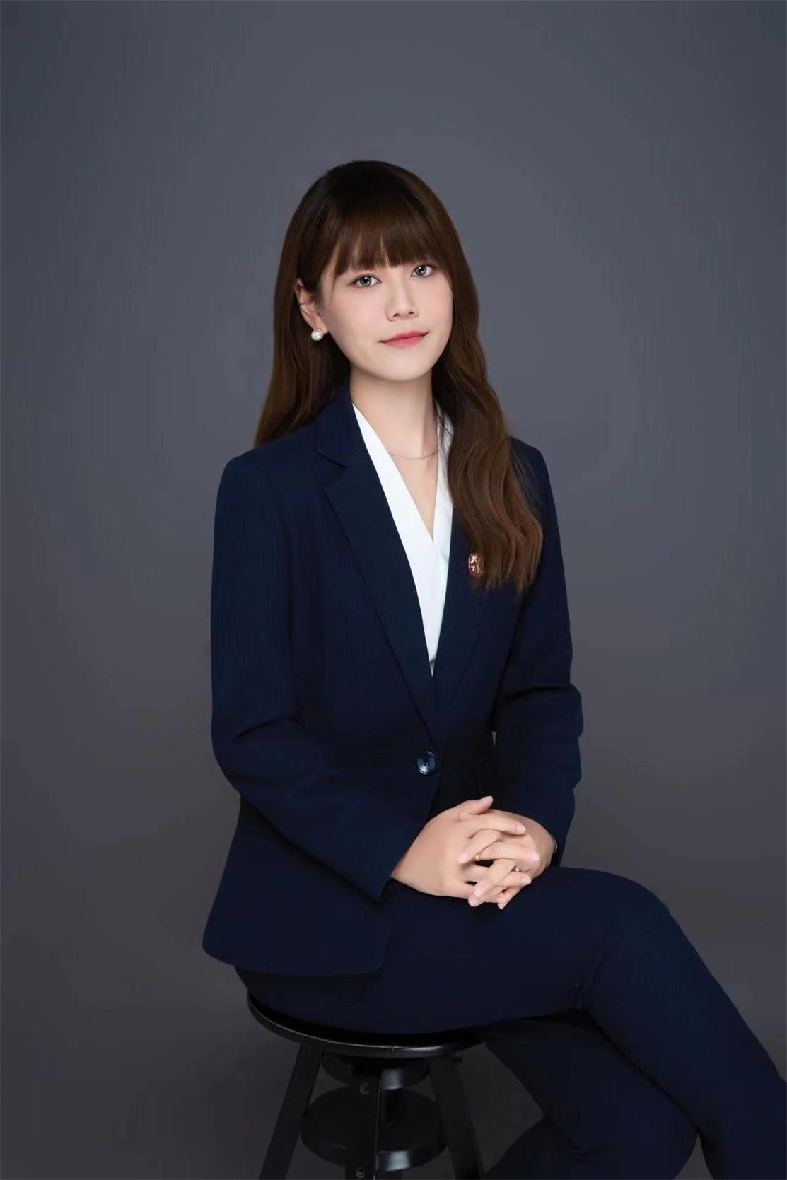 尹君燕