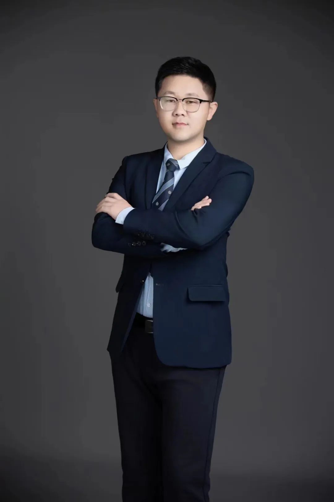 尚权案例丨梁超：签署认罪认罚具结书后，辩护律师坚持无罪意见，终获不起诉——孙某某侵犯公民个人信息罪案